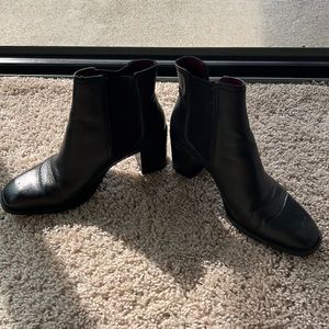 Zara black booties (6.5)